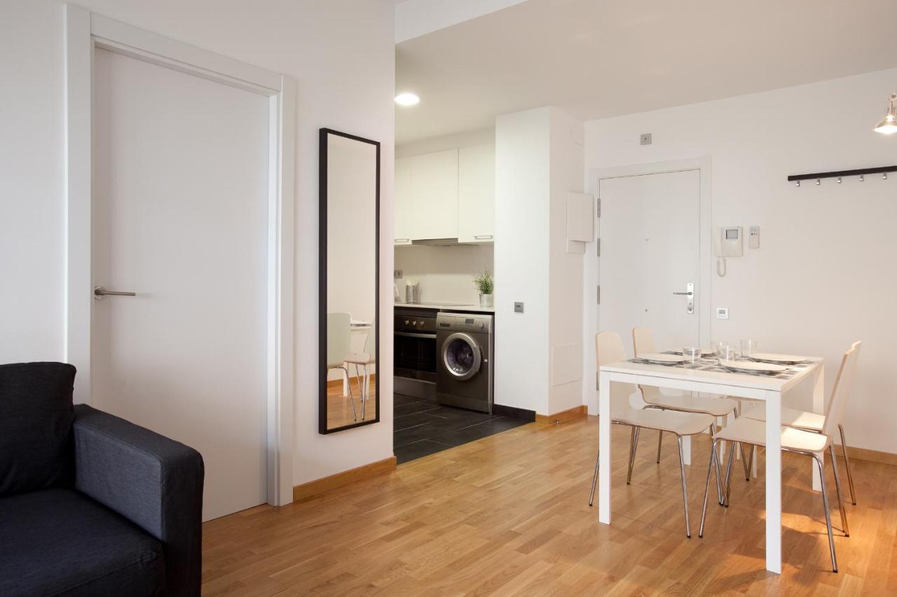 Blackandwhitehome Gracia Барселона Екстериор снимка