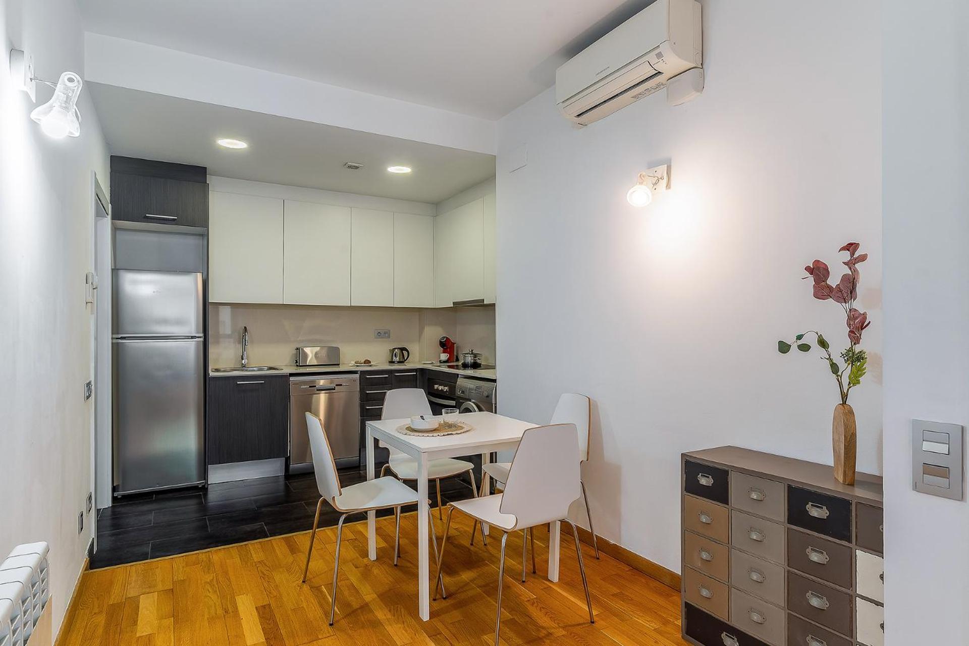 Blackandwhitehome Gracia Барселона Екстериор снимка