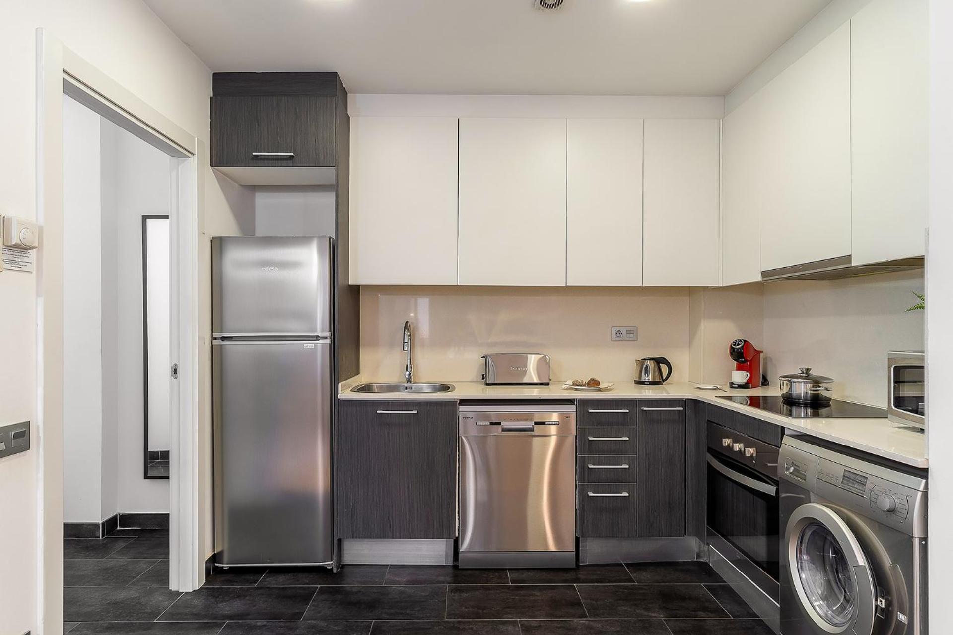 Blackandwhitehome Gracia Барселона Екстериор снимка