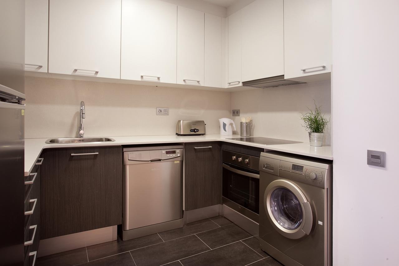 Blackandwhitehome Gracia Барселона Екстериор снимка