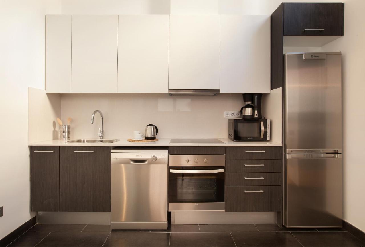 Blackandwhitehome Gracia Барселона Екстериор снимка